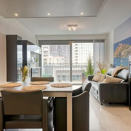 Apartment Stunning In With Free Parking Ostend
