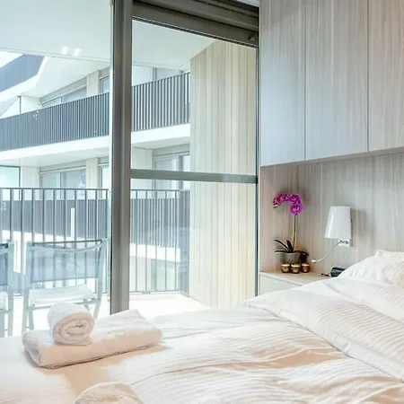 Stunning In With Free Parking